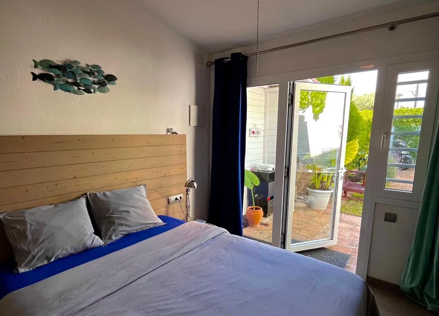 Sitges Garden Suite 0*,